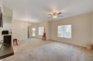 Photo #4: 2572703 Listing