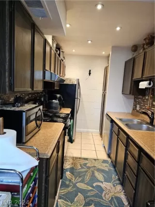 Photo #3: 2572710 Listing 