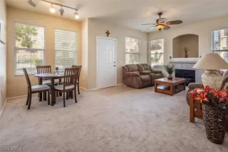 Photo #2: 2572713 Listing