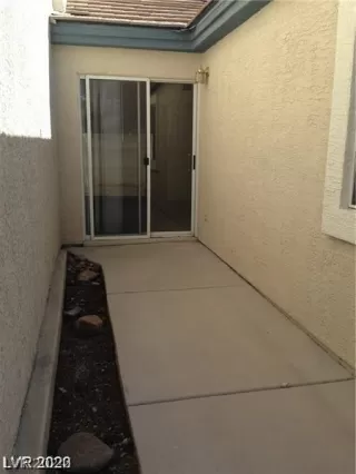 Photo #3: 2572756 Listing