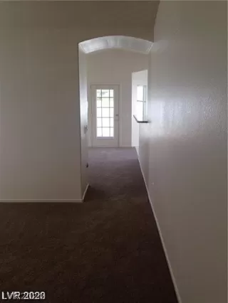 Photo #5: 2572756 Listing