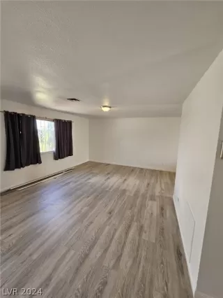 Photo #3: 2572773 Listing