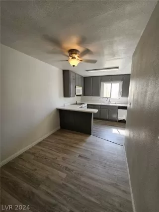 Photo #4: 2572773 Listing