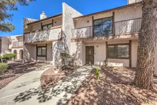 Photo #2: 2572812 Listing