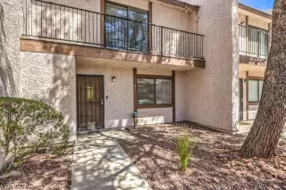 Photo #3: 2572812 Listing