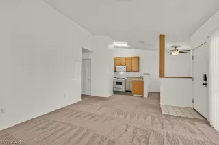 Photo #2: 2572819 Listing 