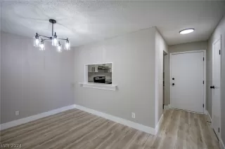 Photo #4: 2572821 Listing