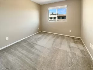 Photo #4: 2572831 Listing 