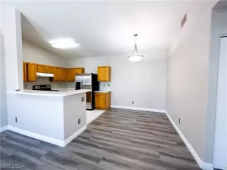 Photo #2: 2572832 Listing 