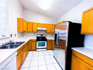 Photo #4: 2572832 Listing 