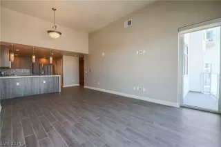 Photo #1: 2572842 Listing 