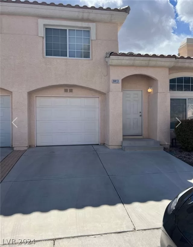 MLS: 2572880 Condo For Sale