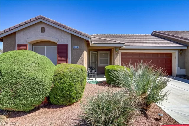 MLS: 2572885 Condo For Sale