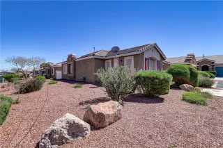 Photo #1: 2572885 Listing 