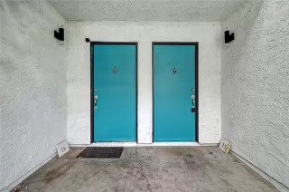 Photo #4: 2572892 Listing 