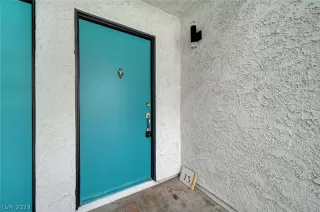 Photo #5: 2572892 Listing 