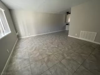 Photo #2: 2572910 Listing 