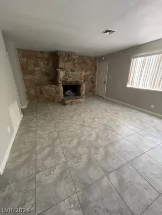 Photo #4: 2572910 Listing 