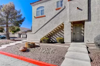 Photo #6: 2572914 Listing