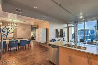 Photo #4: 2572917 Listing 