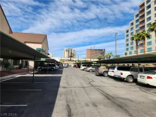 Photo #3: 2572922 Listing