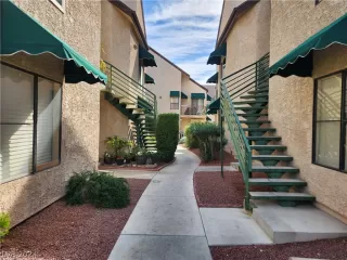 Photo #5: 2572922 Listing