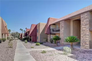 Photo #1: 2572930 Listing