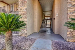 Photo #3: 2572930 Listing