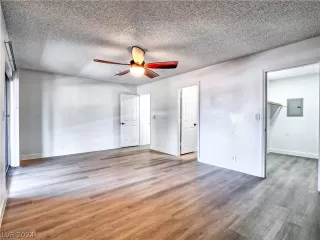 Photo #4: 2572949 Listing