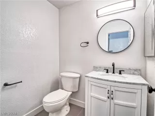 Photo #6: 2572949 Listing