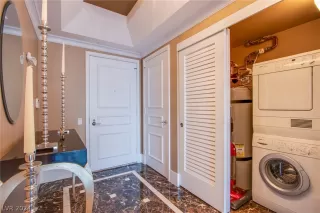 Photo #2: 2572963 Listing