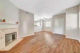 Photo #4: 2572992 Listing