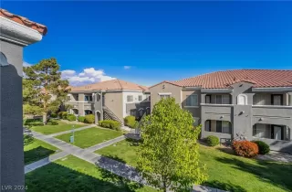 Photo #2: 2573001 Listing 