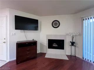 Photo #4: 2573077 Listing 