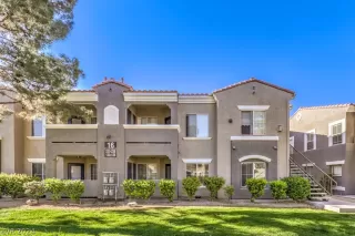 Photo #1: 2573078 Listing