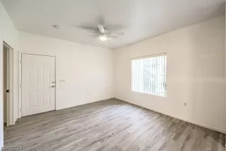 Photo #5: 2573078 Listing