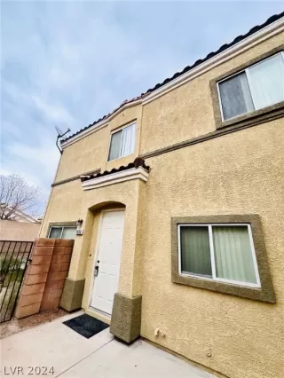 Photo #1: 2573092 Listing