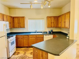 Photo #4: 2573092 Listing