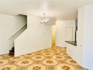 Photo #6: 2573092 Listing