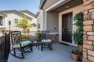 Photo #2: 2573113 Listing