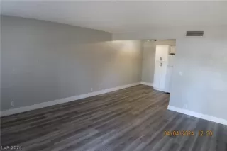 Photo #2: 2573130 Listing 