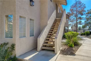 Photo #3: 2573163 Listing