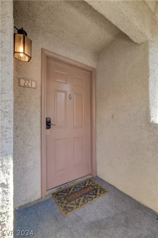 Photo #4: 2573163 Listing