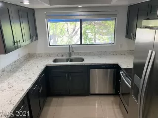 Photo #1: 2573168 Listing 