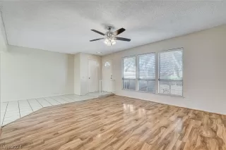 Photo #3: 2573184 Listing