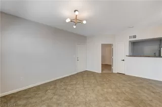 Photo #5: 2573196 Listing