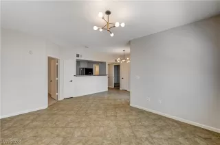 Photo #6: 2573196 Listing