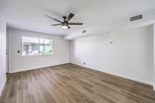 Photo #5: 2573200 Listing