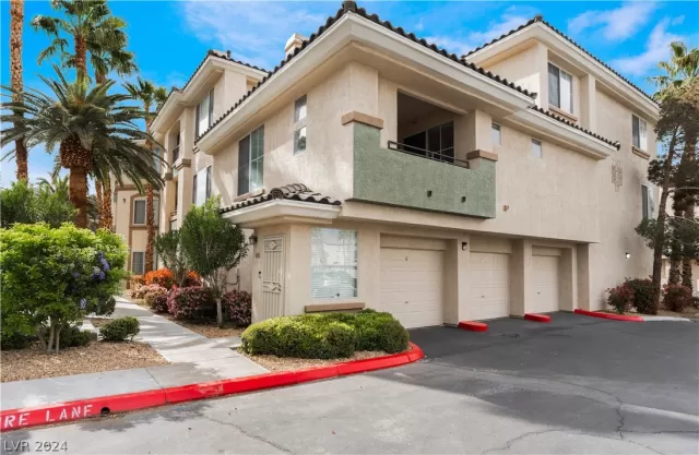 MLS: 2573245 Condo For Sale