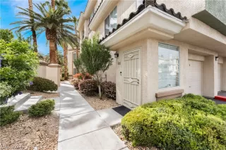 Photo #1: 2573245 Listing